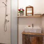 Muhu Namaste Simisti