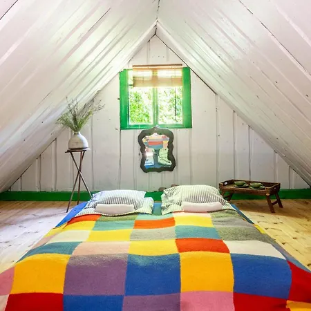 Muhu Namaste Ostanak kod kuće Simisti