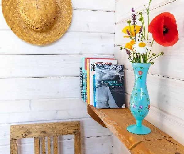 Muhu Namaste Ostanak kod kuće