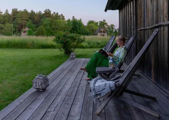 Ostanak kod kuće Muhu Namaste *